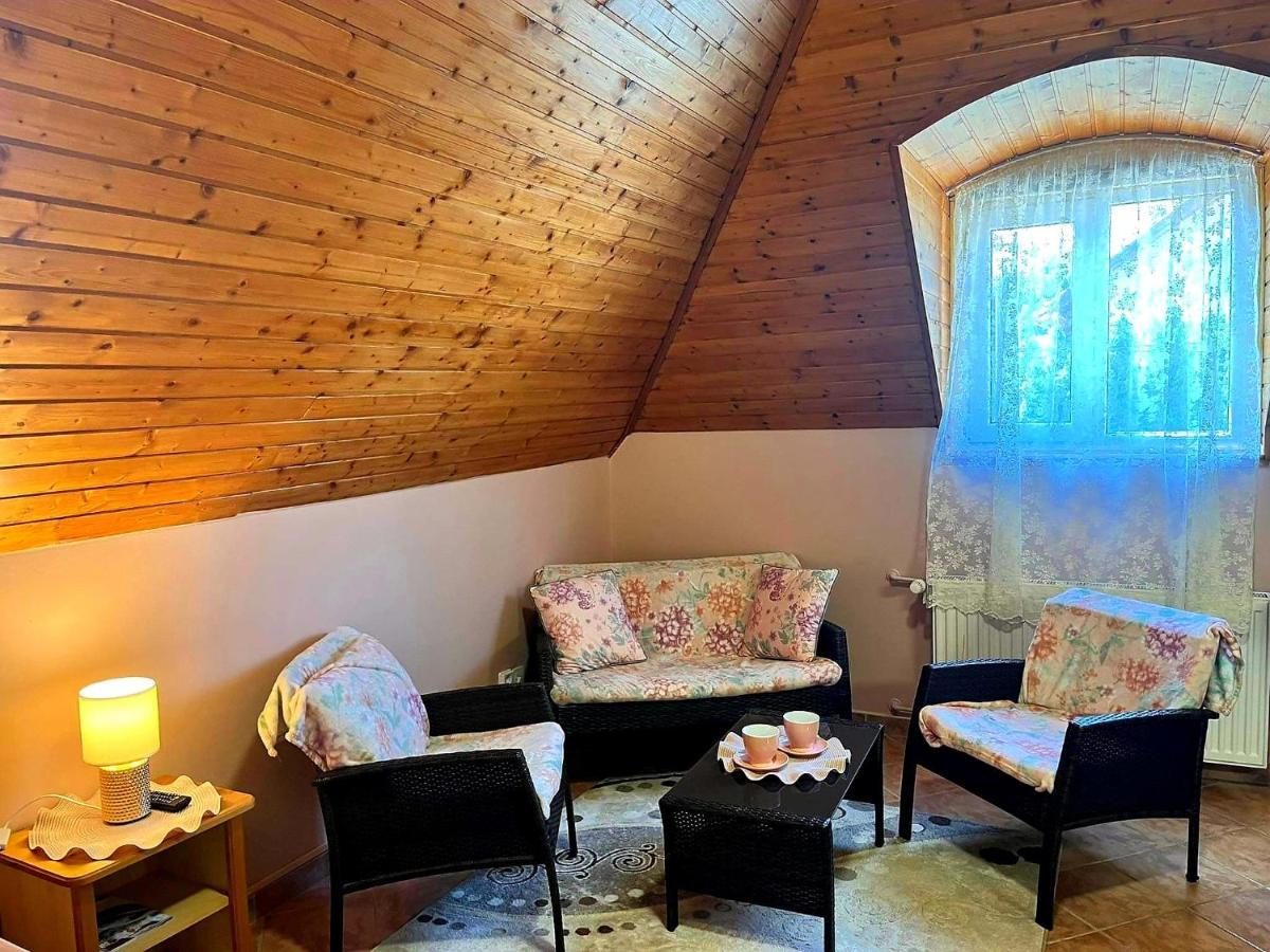 Dora Studio Apartmanok Zalakaros Extérieur photo