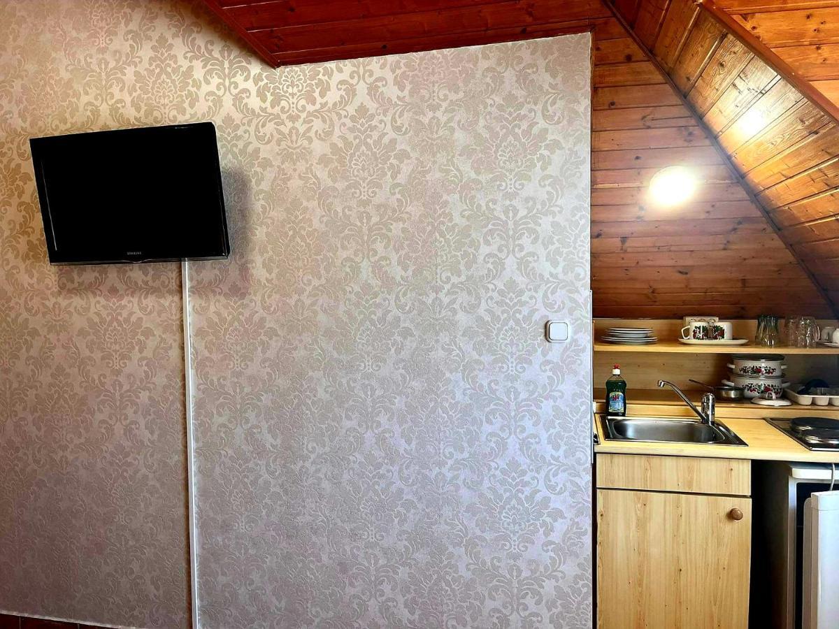 Dora Studio Apartmanok Zalakaros Extérieur photo