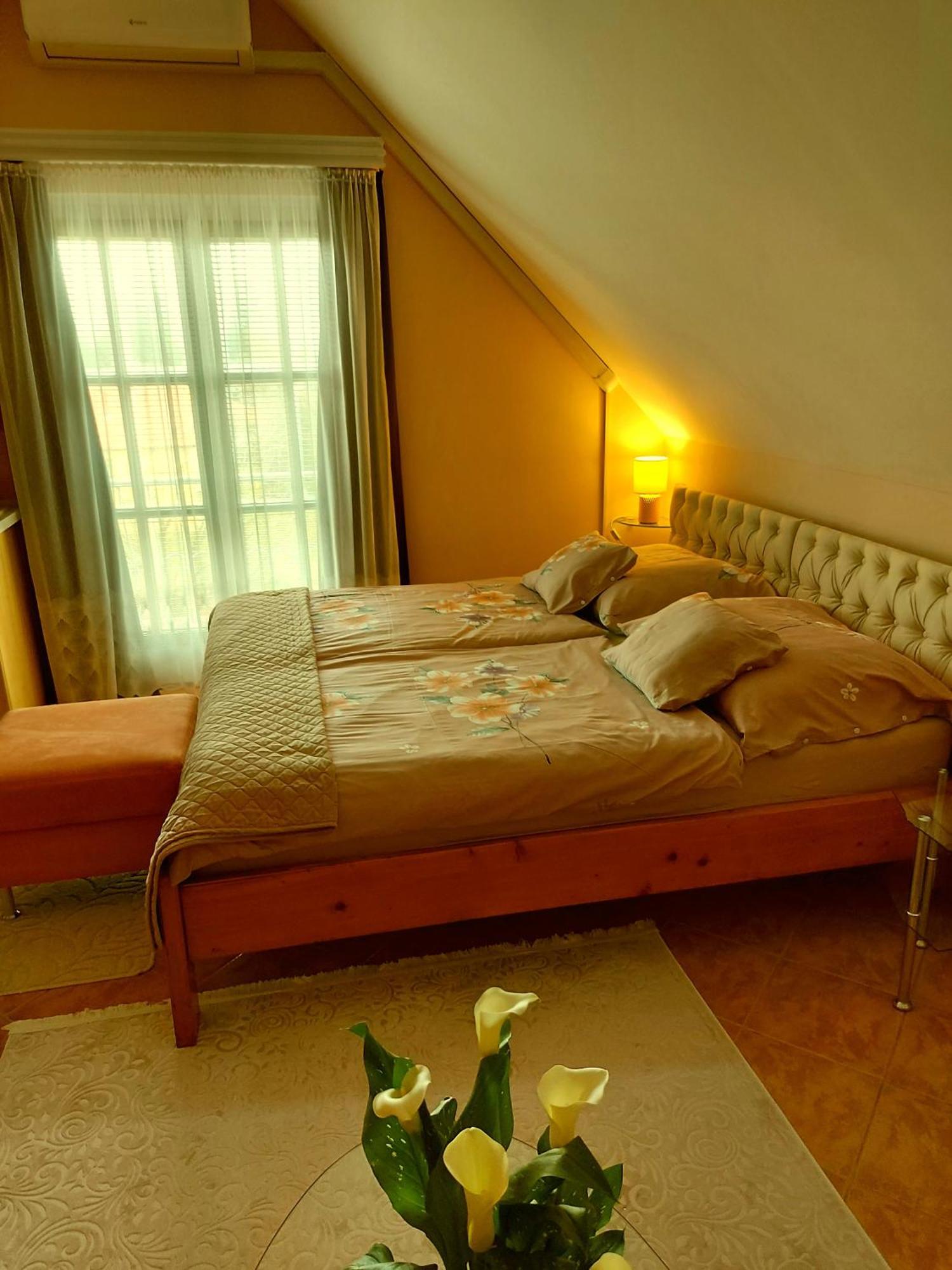 Dora Studio Apartmanok Zalakaros Extérieur photo