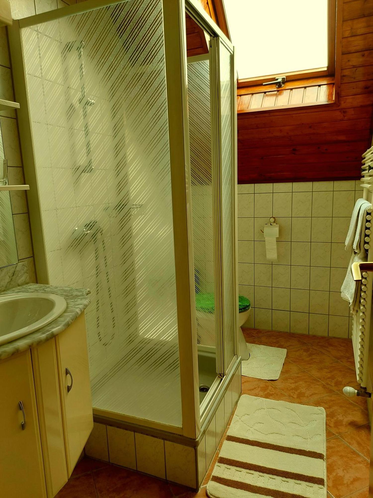 Dora Studio Apartmanok Zalakaros Extérieur photo